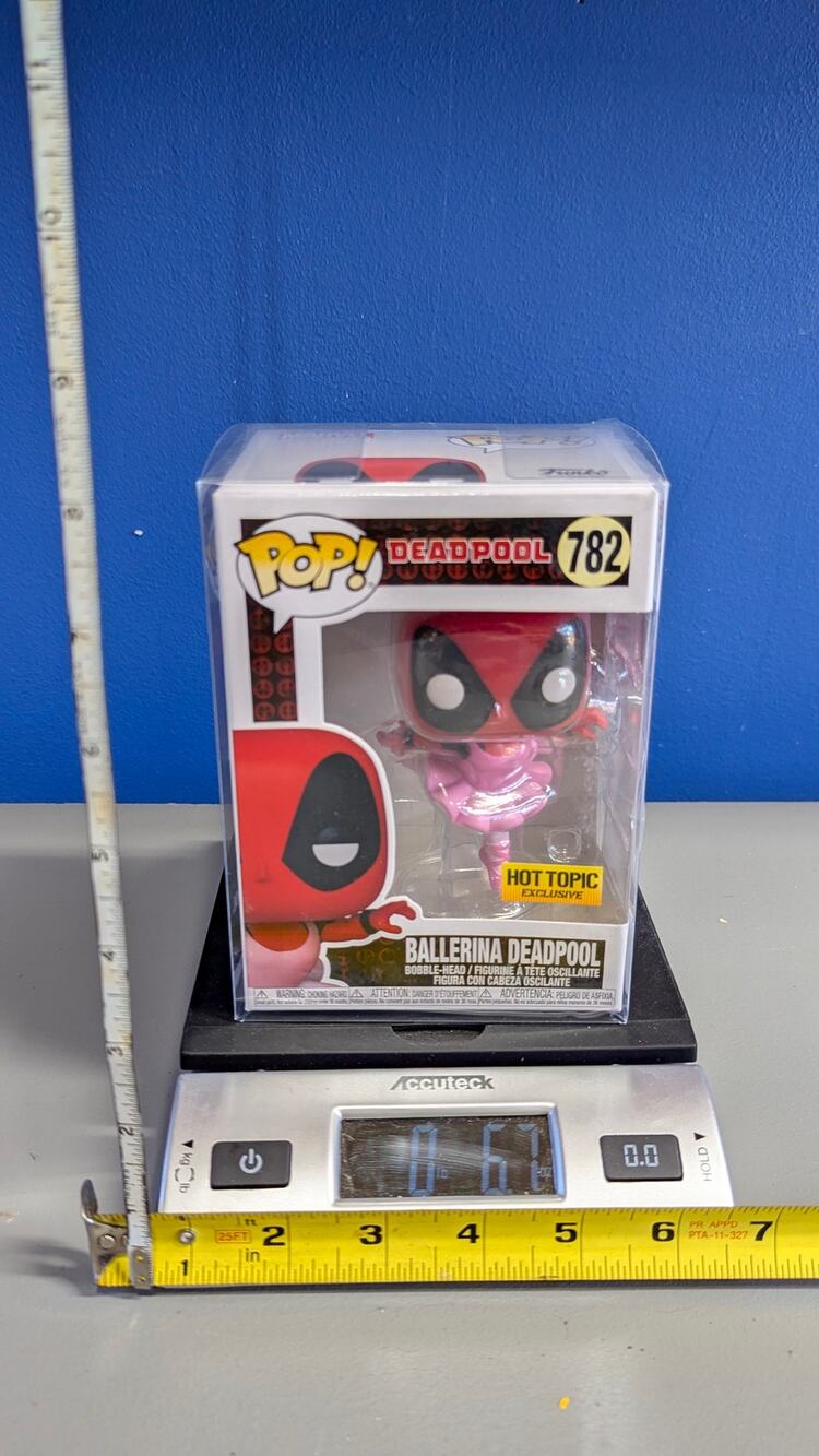 Funko Pop Marvel Ballerina Deadpool #782 Hot Topic Exclusive New
